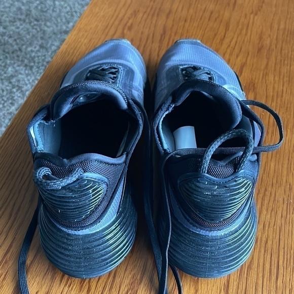 Nike Air Max 2090
Black Wolf Grey - Picture 11 of 11